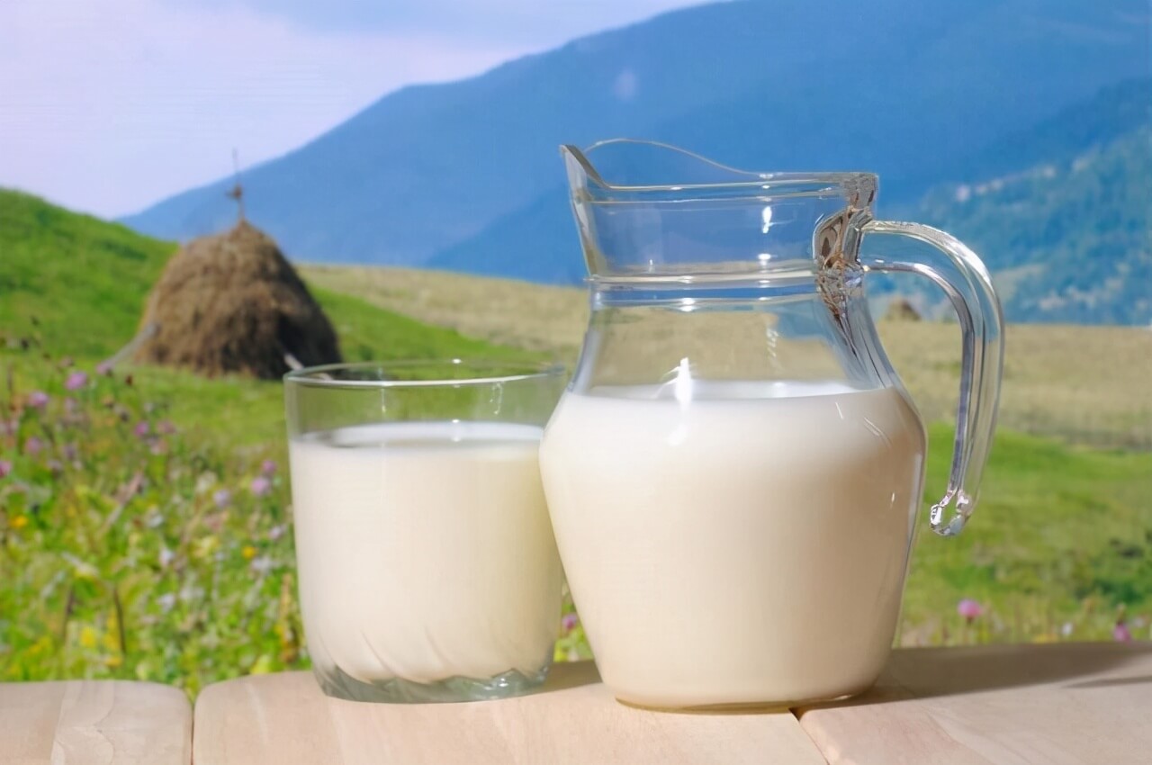 Sữa non từ New Zealand